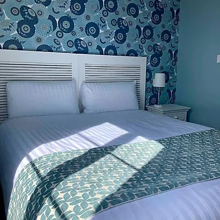 Mona Lisa Hotel 3*