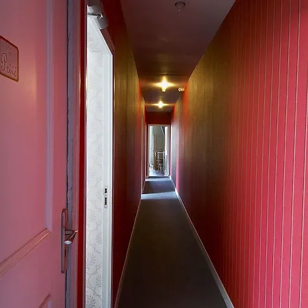 Mona Lisa Hotell 3*