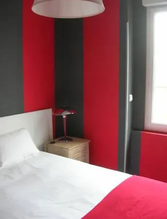 Mona Lisa Hotell 3*